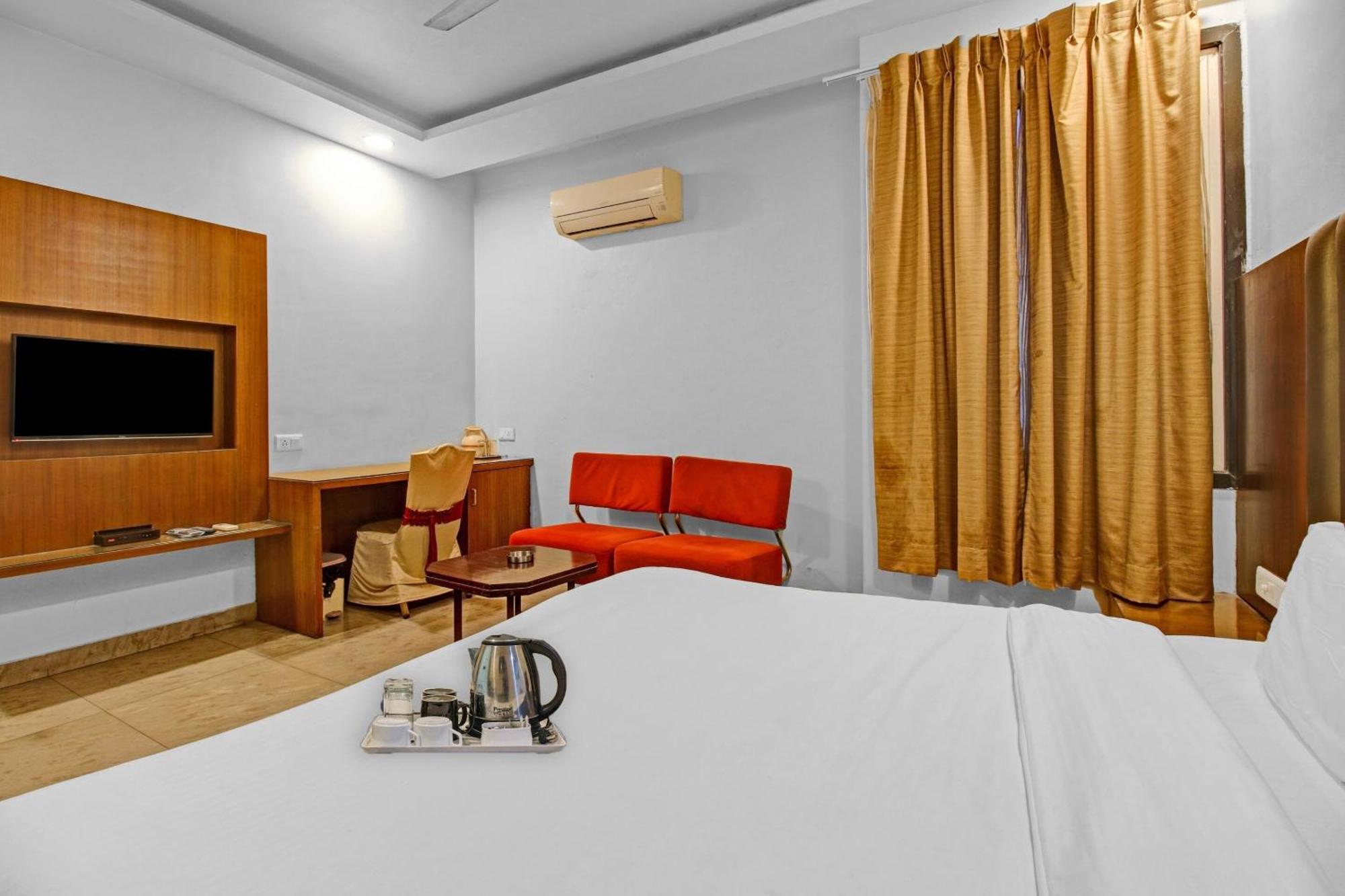 Collection O Surya Hotel Bhopal Exterior foto